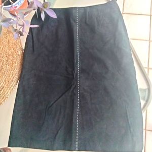 Garson black suede leather a line skirt size 8